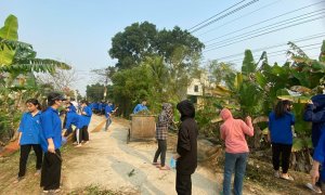 ĐTN Trường MN Quảng Châu tham gia hoạt động "Ngày chủ nhật xanh" trên địa bàn Phường Quảng Châu