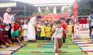 Trường MN Quảng Châu tưng bừng tổ chức "Hội Chợ Xuân" năm 2025 với chủ đề "Xuân yêu thương - Tết sum vầy"