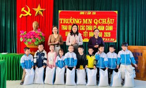 Trường MN Quảng Châu tổ chức chương trình trao quà cho học sinh có hoàn cảnh khó khăn trong dịp Tết Bính Ngọ 2026
