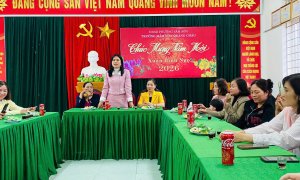 CBGV,NV trong nhà trường tham gia họp mặt đầu xuân Bính Ngọ 2026